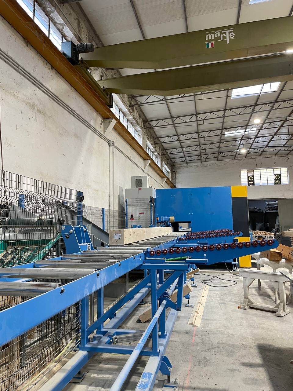 Linea di alimentazione del centro di taglio robotizzato F.lli Usai
